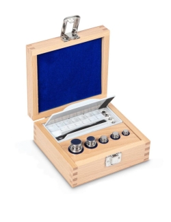[EN]: Weight kit F1 ECO-Form, 1g...100g stainless steel polished, in wood box, incl. tweezers