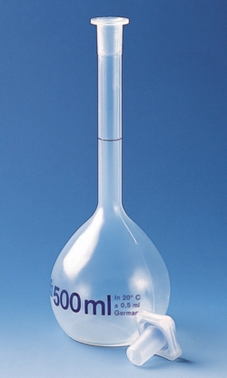 [EN]: Volumetric flask 100 ml, PMP class B, NS 14/23, with PP stopper height 180 mm