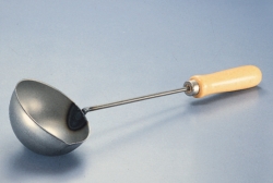 [EN]: Scoops,steel,with wooden handle