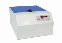 Centrifuga Compact III