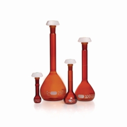 Volumetric flask DURAN&reg;, amber glass, class A, white graduated